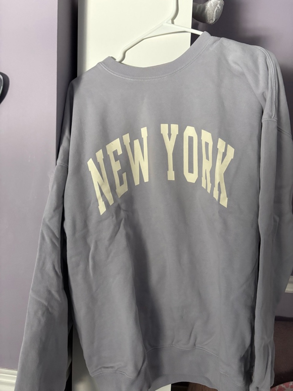 Brandy Melville Light Gray 'New York' Crewneck Sweatshirt